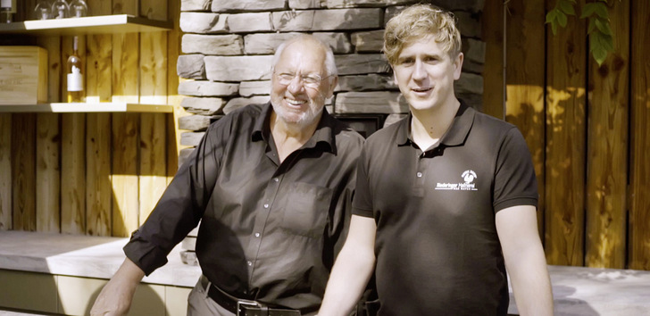  Franz Lindauer (links) und Max Mayer vom der Riederinger Hafnerei.