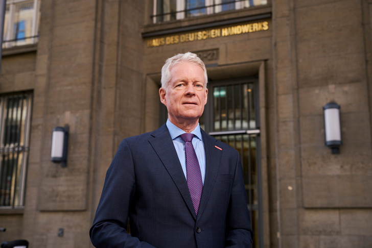  Holger Schwannecke