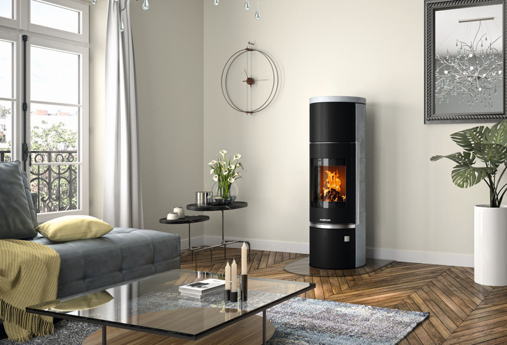 Überarbeitete KfW-Richtlinie „klimafreundlicher Neubau“ erlaubt den Einbau moderner Einzelraumfeuerstätten.