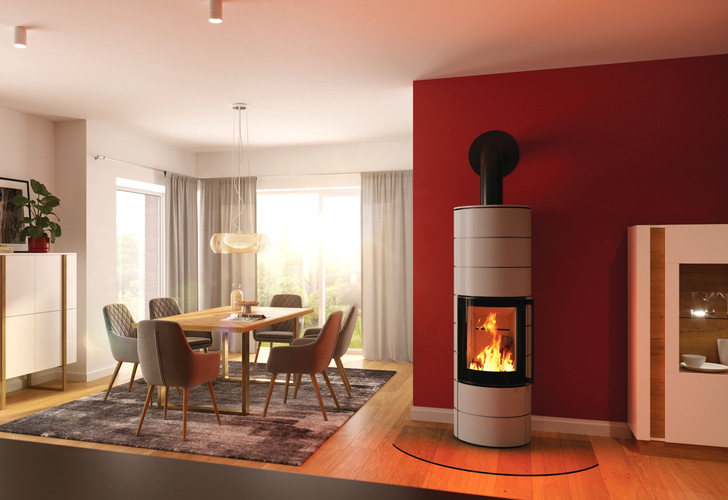  Wasserführende Kamin- oder Pelletöfen: Hybridsysteme liefern das ganze Jahr regenerative Energie.