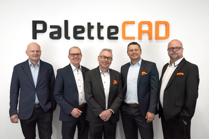 Firmengründer Dr.-Ing. Walter Zinser und der Vorstand der Palette CAD AG (v.l.n.r Frank Kobs, Dirk Böckstiegel, Walter Zinser, Elvis Grabić, Volker Zeller)