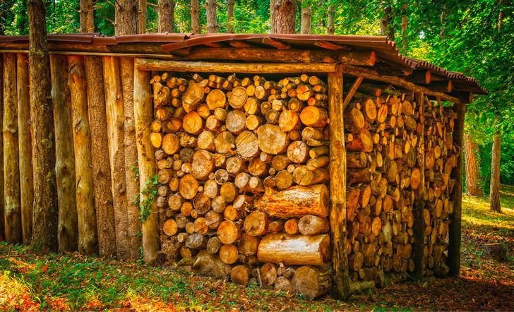 Holz ist wichtig für die hybride Wärmegestaltung.