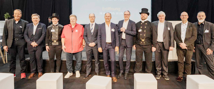 Was vor zwei Jahren als ambitioniertes Event begann, hat sich nun zu einer der dynamischsten Plattformen für Wärmetechnologien in Europa entwickelt. Michael Rambach (Bild Mitte) freut sich über die gelungene Messe.