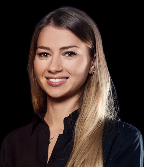 Yvonne Xeller, Sprecherin der Initiative Hashtag#ofenzukunft, bringt es auf den Punkt:   „Waldschutz ist wichtig, aber er muss mit einem realistischen Blick auf die energetische Holznutzung umgesetzt werden.“