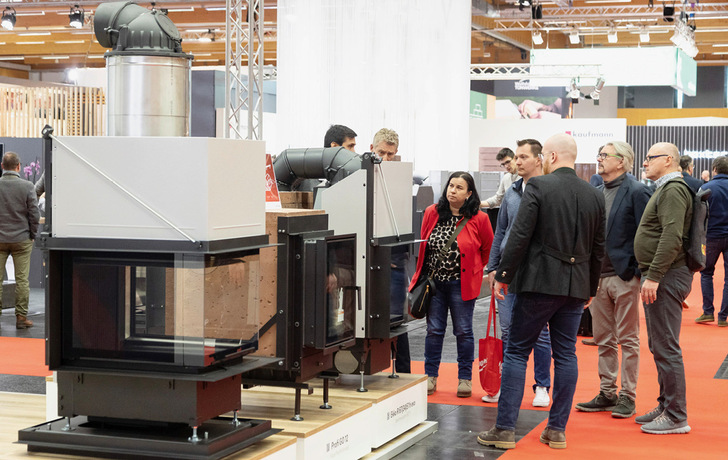 Besucherinnen und Besucher freuten sich am Messestand von Camina & Schmid auf praxisnahe Einblicke, technische Details und persönliche Gespräche.