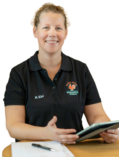Heute kümmert sich Katharina als Geschäftsführerin um die Kundenberatung und Ofenplanung.
