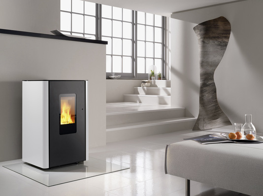 Mit den Pelletöfen von Wodtke ergänzt Viessmann sein Portfolio um Lösungen für den Wohnraum.