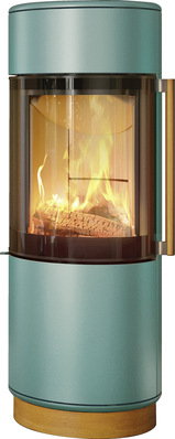 Ein Kaminofen der ­Premium-Marke  „ Living Fire by Spartherm ” .