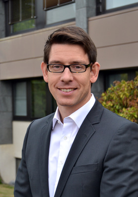 Im Interview ist Tim Froitzheim, Referent Ofen- und Luftheizungsbau, Erneuerbare Energien im Zentralverband Sanitär Heizung Klima