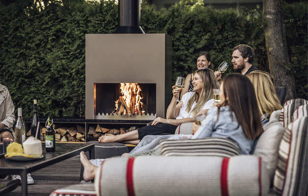 Ausgelassen feiern – die Freiluftmanufaktur liefert den kulinarischen und wärmenden Rahmen dafür.