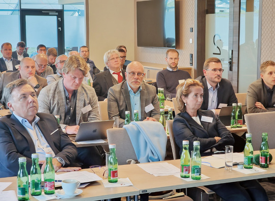 Interessierte Besucher nahmen an der Tagung Teil.