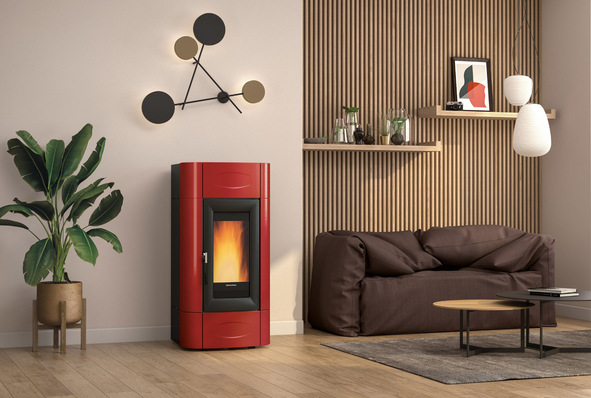   Durch die Verwendung von Pellets und Brennholz können fossile Energien wie Öl und Gas eingespart werden