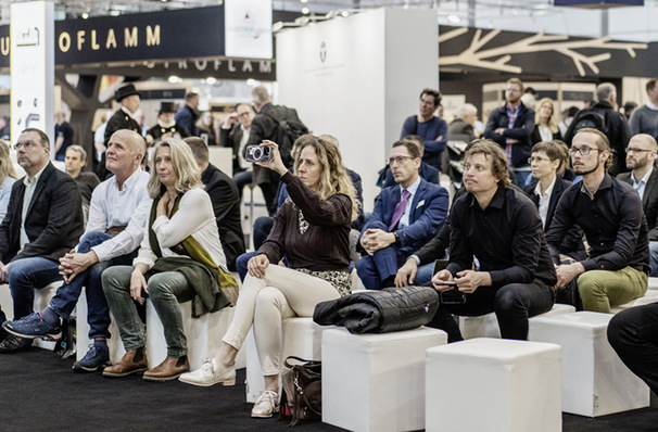  Der Fireplace Hub bietet informative Programmpunkte.