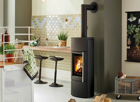 „Delta Plus“: Kaminofen mit Speichermasse sorgt für optimale Energienutzung.