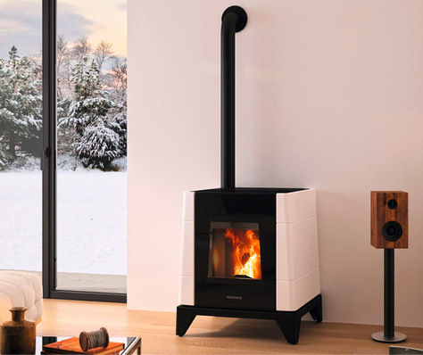 Pio“ ist mit der modernen Fernbedienung „conGuide“ oder der WiFi-App „smart- Con“ steuerbar. Die App kann nicht nur zu Hause, sondern auch von unterwegs bedient werden.