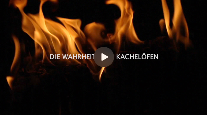 Gerne! Hier ein optimierter und themenrelevanter Alt-Text für die genannte Zielgruppe im Kontext des Fachverlags: Alt-Text: Leuchtende orange Flammen vor dunklem Hintergrund mit eingeblendetem deutschen Titel „DIE WAHRHEIT ÜBER KACHELÖFEN“ – Symbolbild für die Analyse moderner Kachelöfen hinsichtlich Energieeffizienz, Emissionsvorgaben und aktueller Branchentrends. Begründung: Der Text adressiert präzise das Thema (Kachelöfen), verweist auf aktuelle Anforderungen (Energieeffizienz, Emissionsvorgaben) und benennt den Zusammenhang mit fachlicher Information. Die Kombination aus Bildbeschreibung, sichtbarem Text im Bild und inhaltlicher Einordnung macht den Alt-Text barrierearm als auch branchenspezifisch relevant. - © GVOB