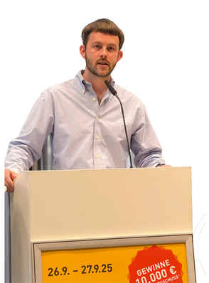 Robert Mülleneisen, Vorsitzender des Vorstandes, begrüßte die Anwesenden.