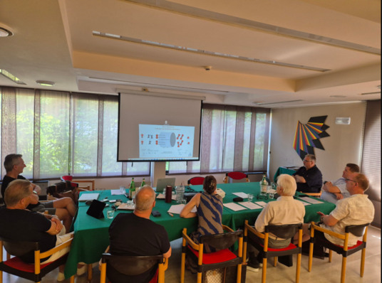 Der Fachverband Schornsteintechnik e. V. vertritt die Interessen der Fachunternehmen im Bereich Schornsteinbau und Schornsteinsanierung. Die Mitglieder sind führende Handwerksbetriebe und Hersteller hochwertiger Schornsteinanlagen aus Keramik, Edelstahl, Kunststoff und Leichtbeton.