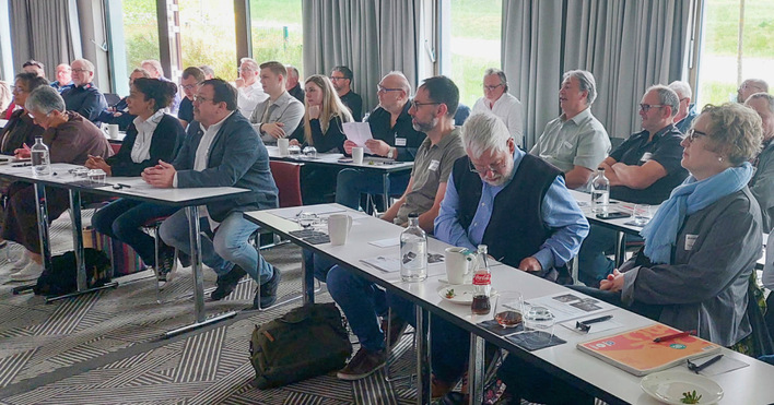 Treffpunkt Taunusstein: rund 60 Teilnehmer waren bei der Jahreshauptversammlung der Innung Hessen mit vor Ort.